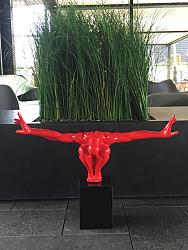 Beeld - Turnende man 55cm