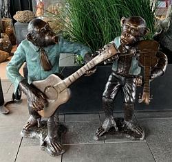 Beeld - Brons muzikant apen 90 cm