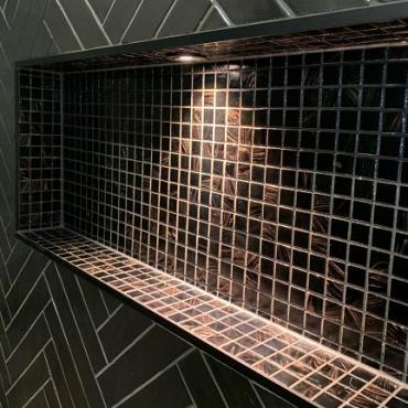 Amsterdam 32,2x32,2x0,4 Brown Golden Vein Glass Gold Serie Square