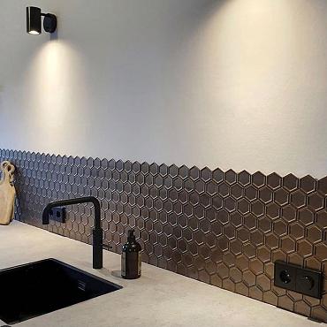 Barcelona 28,1x32,5x0,6 Bronze Metallic Porcelain Glazed Hexagon