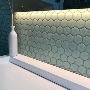 Barcelona 28,1x32,5x0,6 Light Green Edge Glossy Porcelain Glazed Hexagon