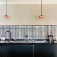Sevilla 29,6x29,9x0,8 Light Grey Glossy Porcelain Glazed Finger