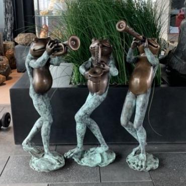 Beeld - Brons muzikant kikkers 94 cm