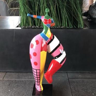 Beeld - Vrouw beschilderd 65cm =verkocht