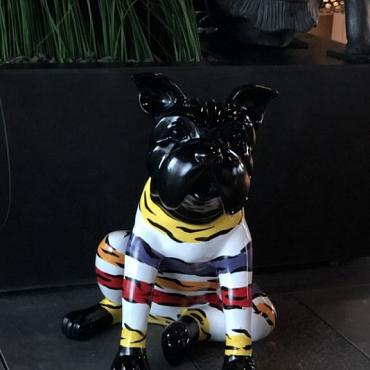 Beeld - Bulldog klein zittend =verkocht