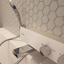 Barcelona 28,1x32,5x0,6 Light Grey Edge Glossy Porcelain Glazed Hexagon