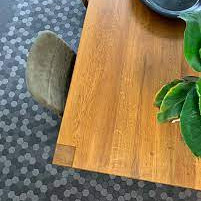 London 28,1x32,5x0,6 Dark Grey mix R11 Porcelain Unglazed Hexagon
